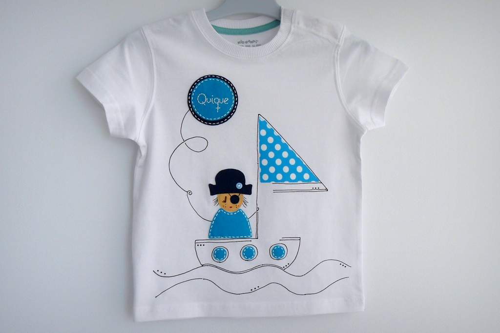 camiseta-fieltro-personalizada-artesania-hecho-a-mano-pirata