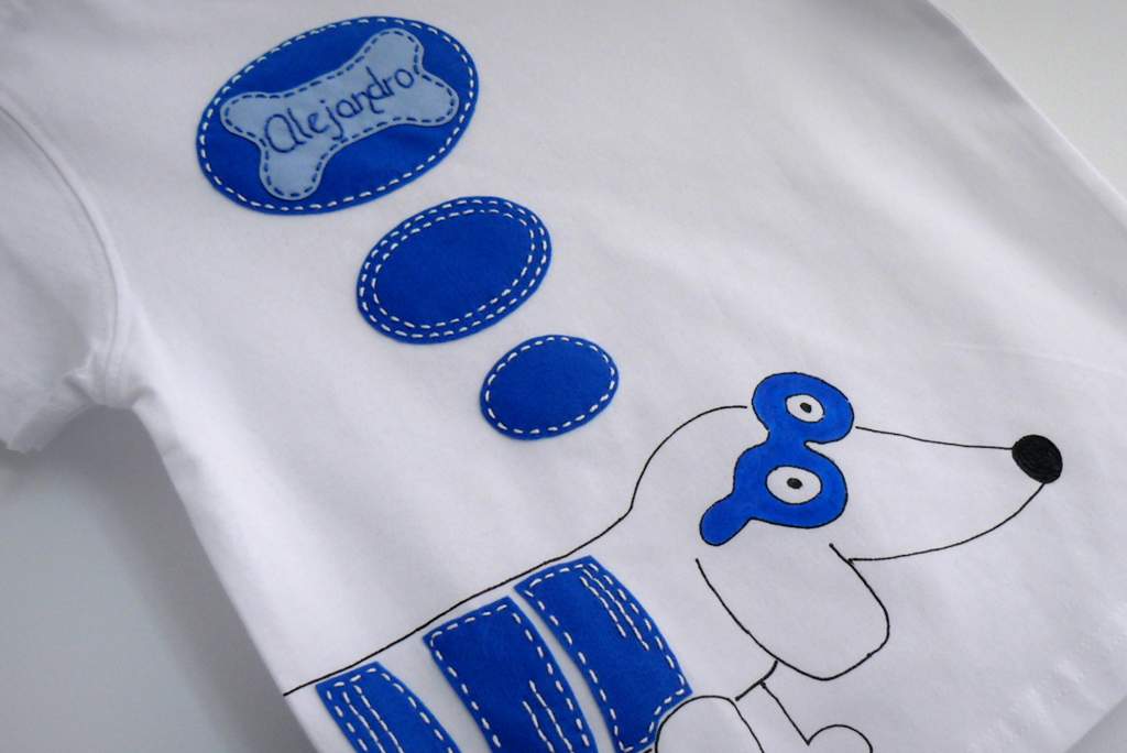 camiseta fieltro personalizada artesania hecho a mano perro salchicha 01