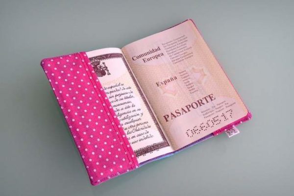 funda para pasaporte personalizada artesanal-004