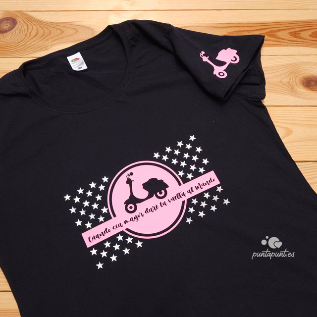 camiseta la vuelta al mundo negra motivo rosa Puntapunt -70